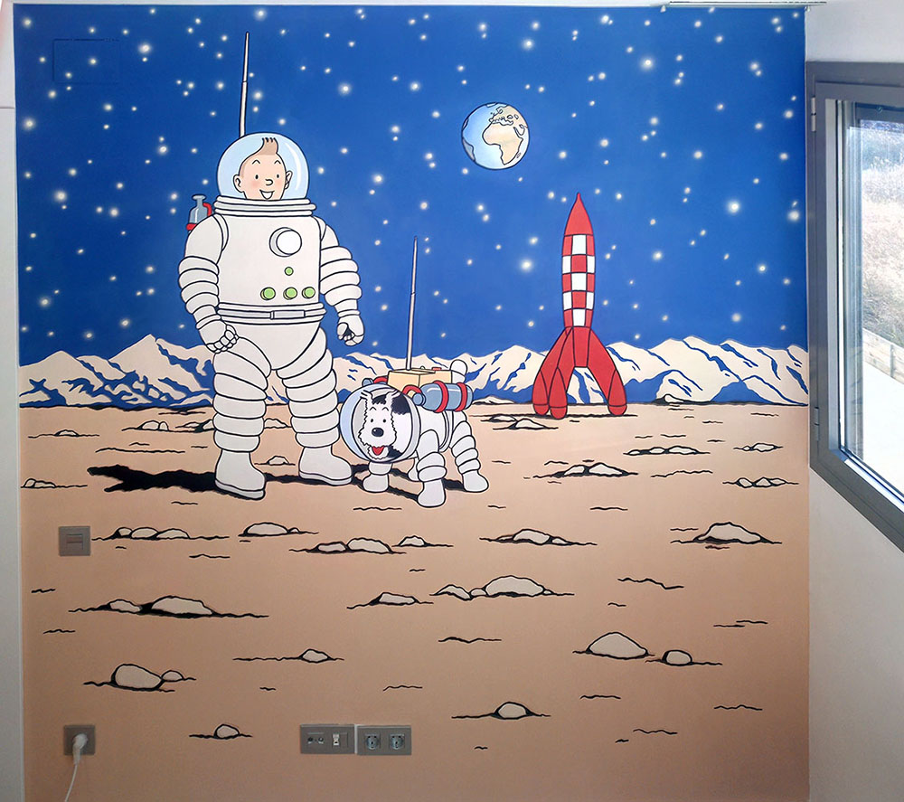 Tintin on the moon