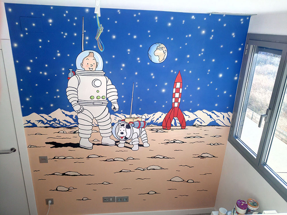 Tintin on the moon